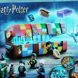 Lego CityLEGO Harry Potter Hogwarts Magical Trunk 76399 Luggage Set